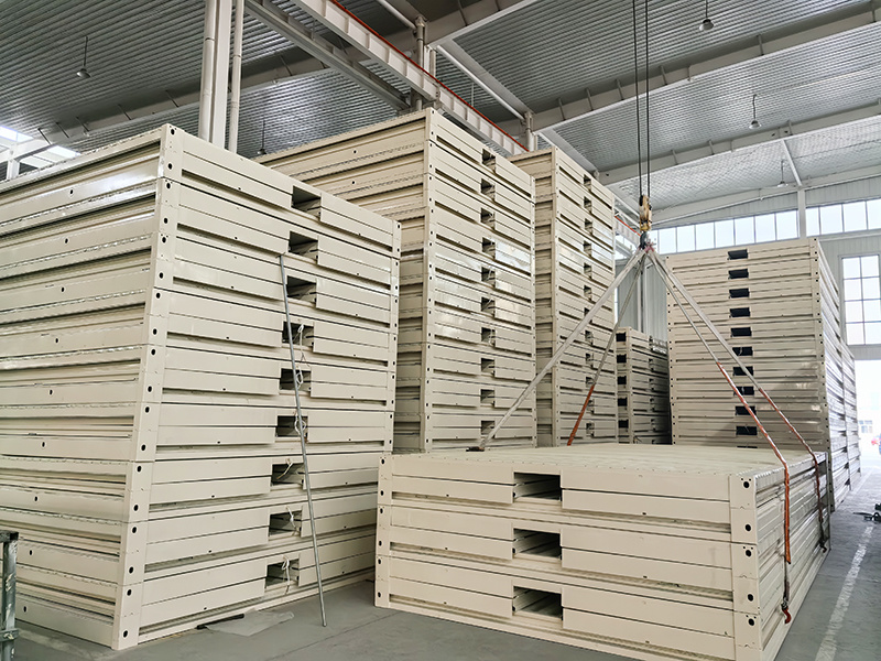 Corrugated wall panel waist folding container house